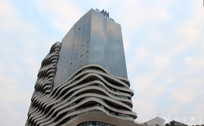 深圳写字楼装修：这种波浪型办公楼建筑，实在奇特